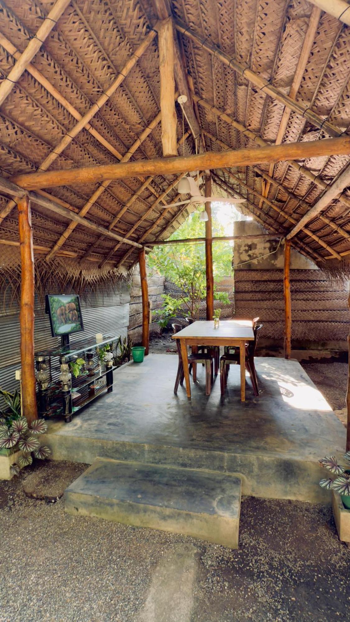 Udawalawa Safari House Hotel Udawalawe Ngoại thất bức ảnh